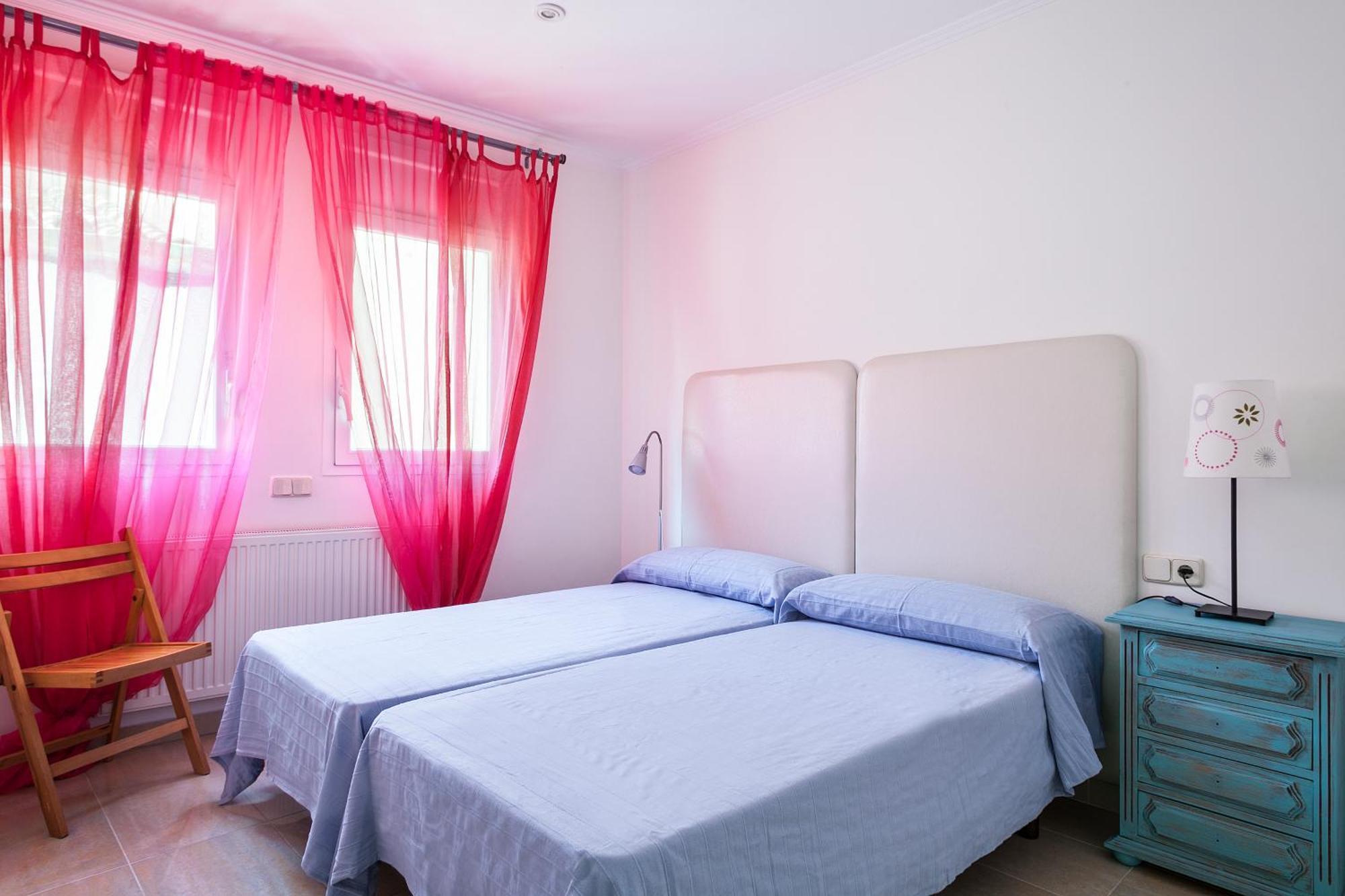 Apartamentos Sonido De Mar Roses Ruang foto