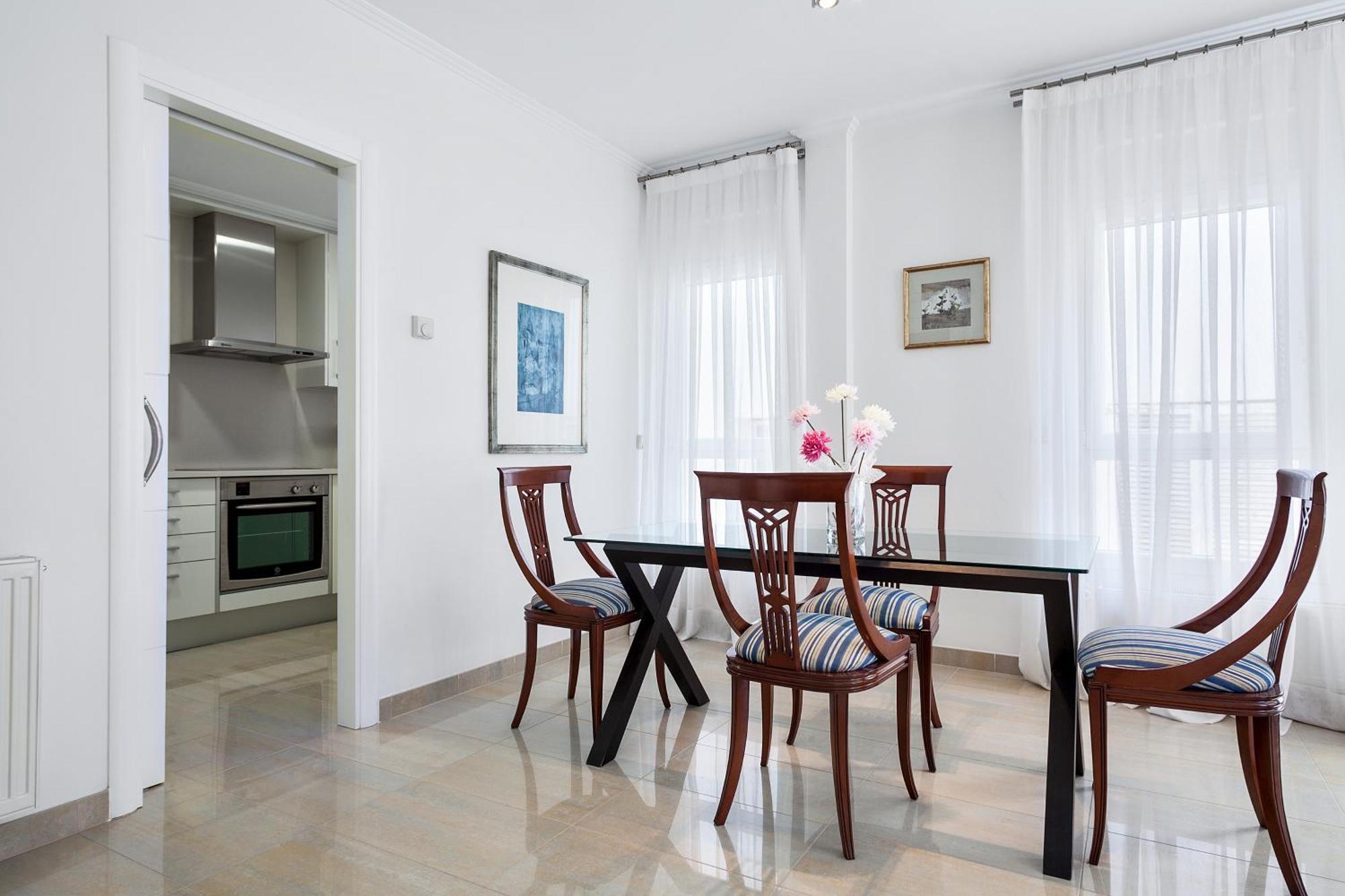 Apartamentos Sonido De Mar Roses Ruang foto
