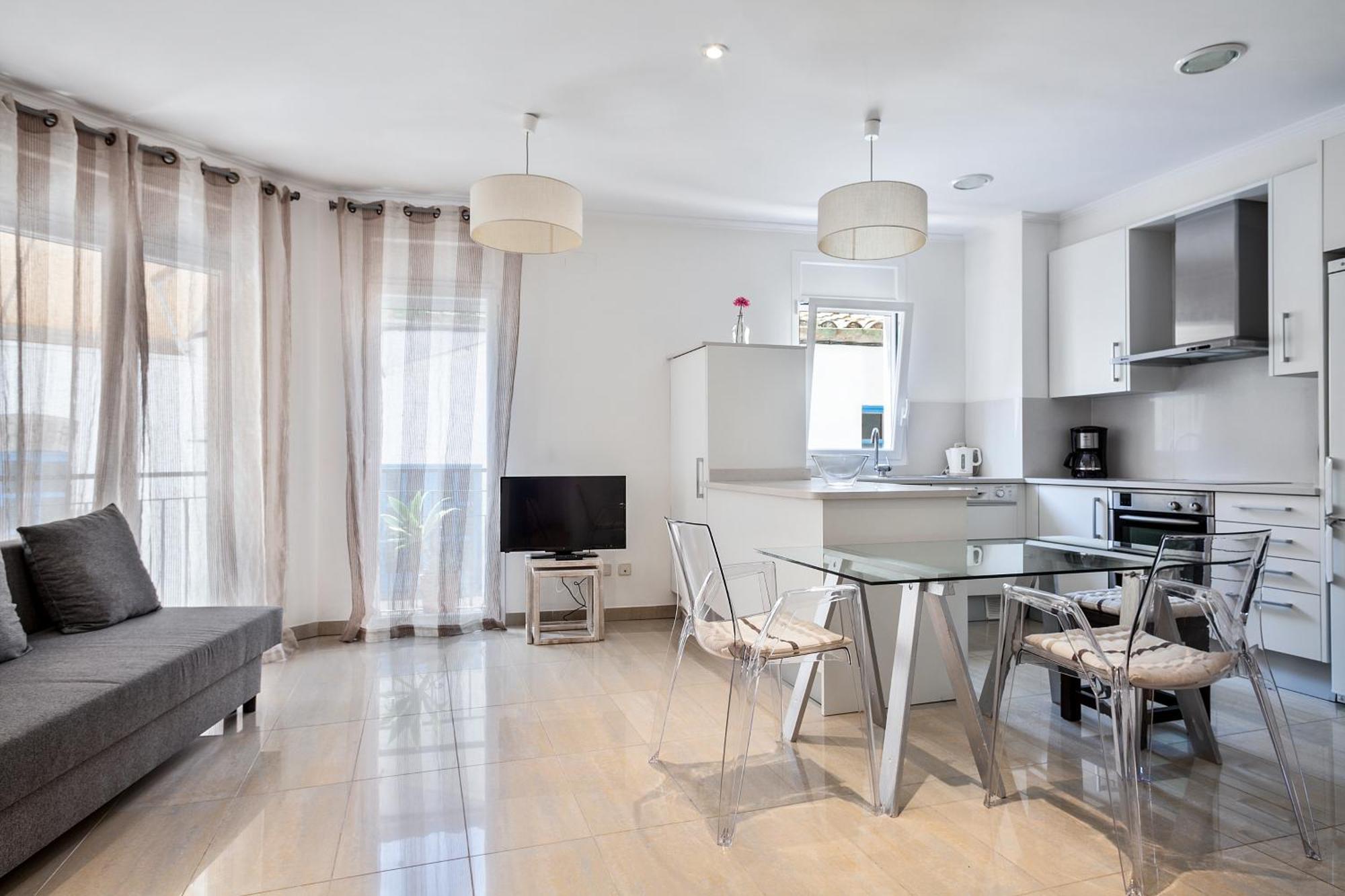 Apartamentos Sonido De Mar Roses Ruang foto