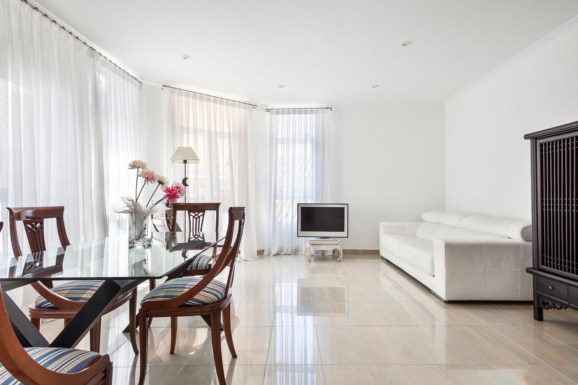 Apartamentos Sonido De Mar Roses Ruang foto